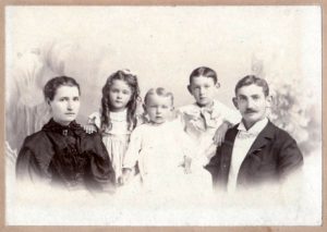 Adolph & Jenny Rofheart and their children Ruth, Robert & Will [my grandfather], in about 1898 in Manhattan.